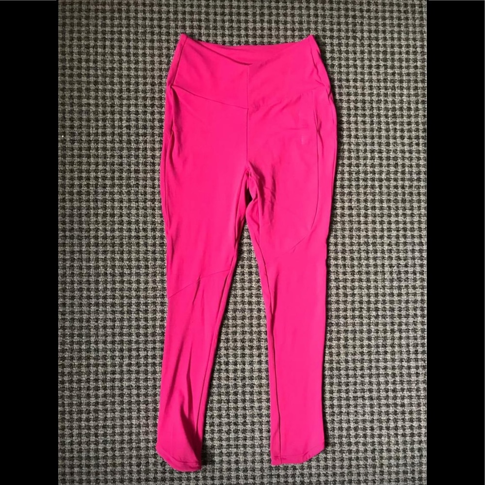 Captivate Leggings